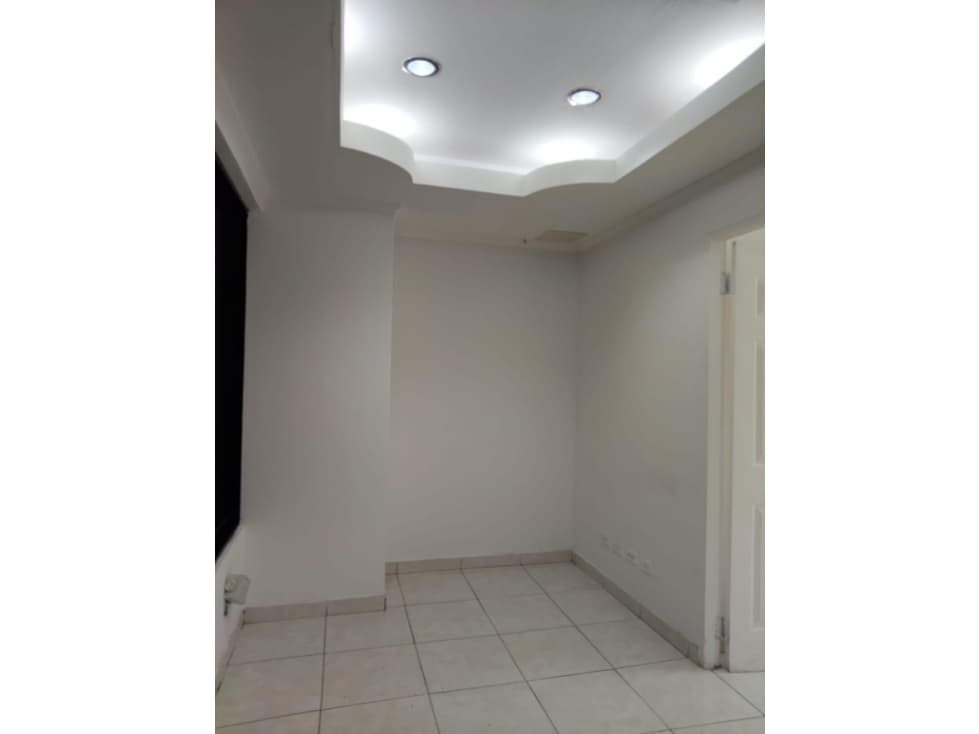 ALQUILER OFICINA AVENIDA BALBOA — foto 4