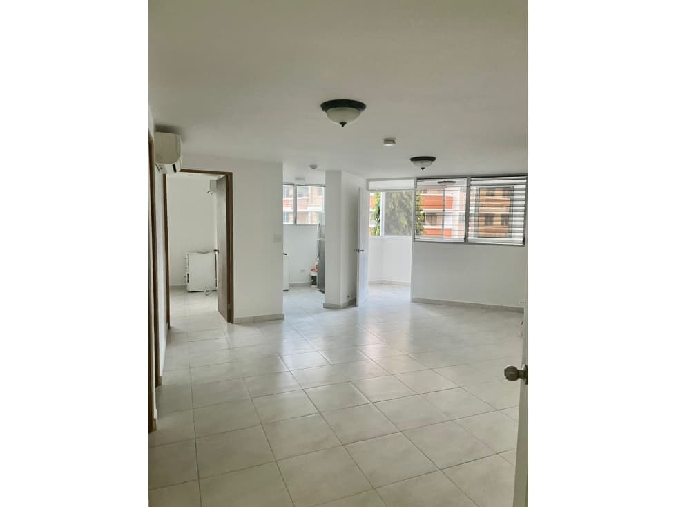 ALQUILER APARTAMENTO SEMI-AMOBLADO LLANO BONITO — foto 3