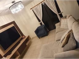 ALQUILER CASA AMOBLADA VERSALLES