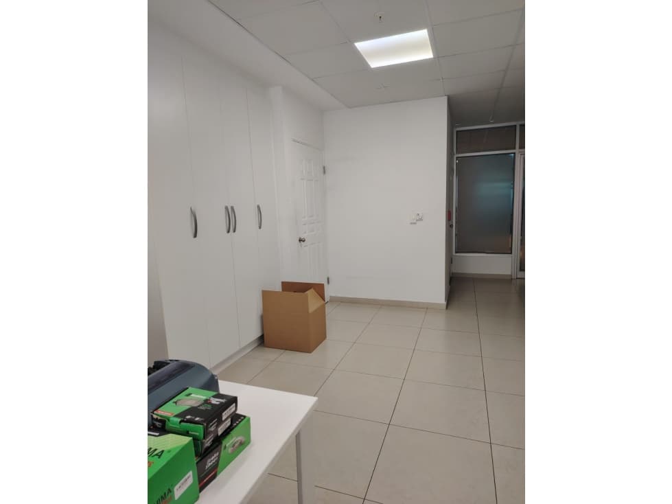 ALQUILER OFICINA COSTA DEL ESTE — foto 6
