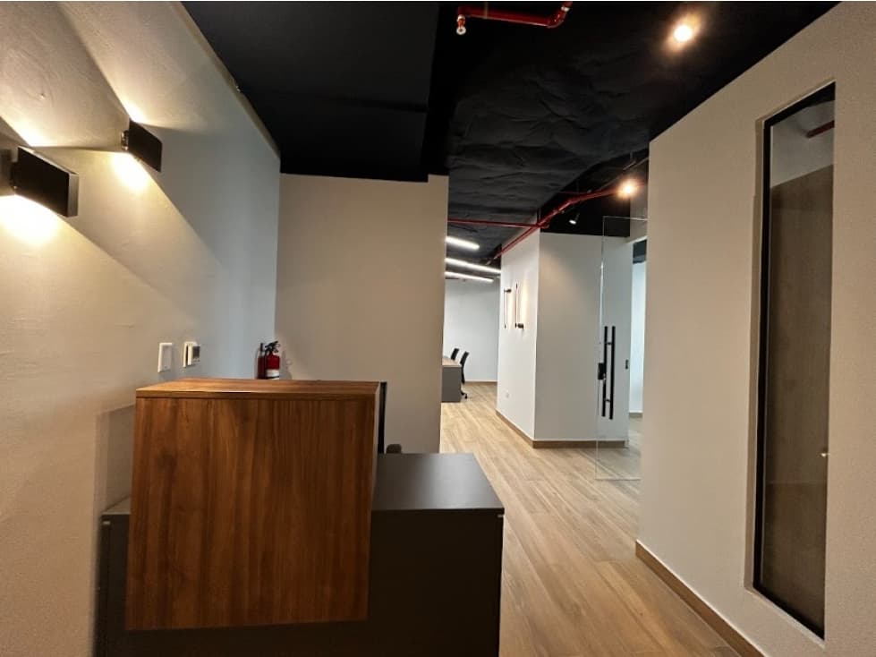 ALQUILER OFICINA AMOBLADA CALLE 50 — foto 5