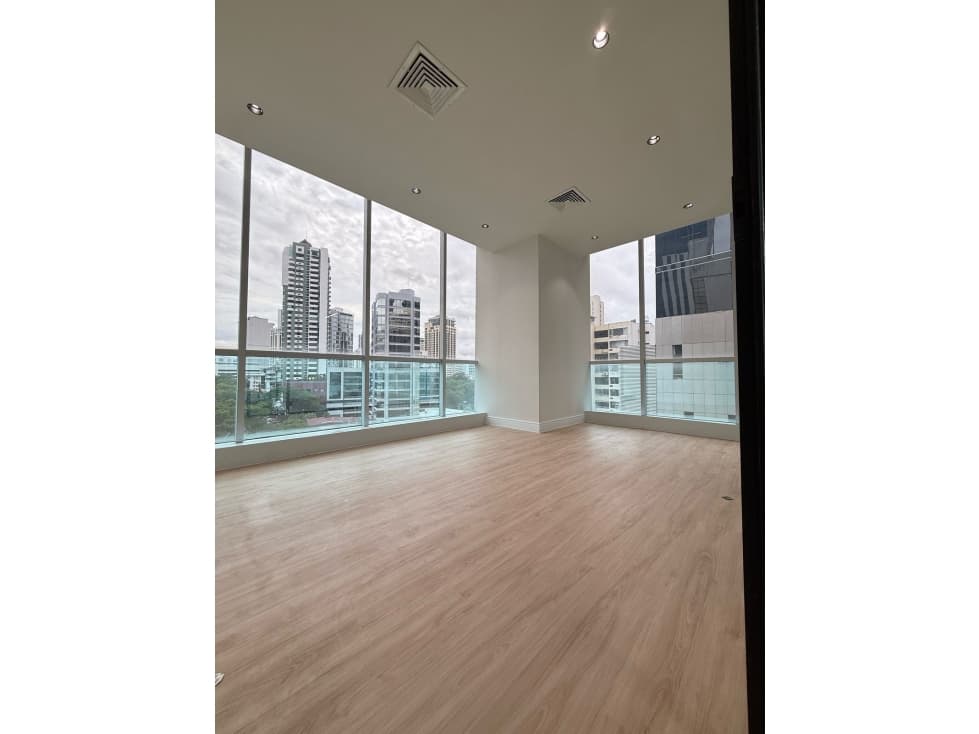 ALQUILER OFICINA CALLE 50 — foto 6