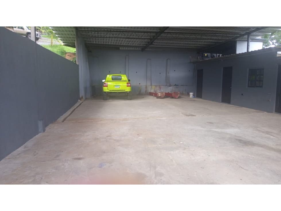 ALQUILER LOCAL COMERCIAL ARRAIJAN — foto 1