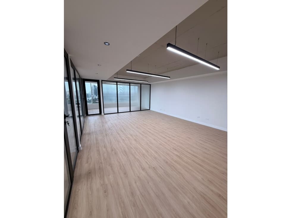 ALQUILER OFICINA OBARRIO — foto 2