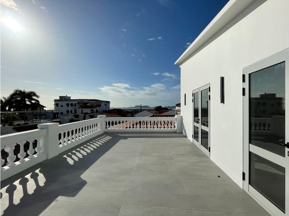 VENTA DE EDIFICIO BÓVEDAS EN CASCO ANTIGUO — foto 1