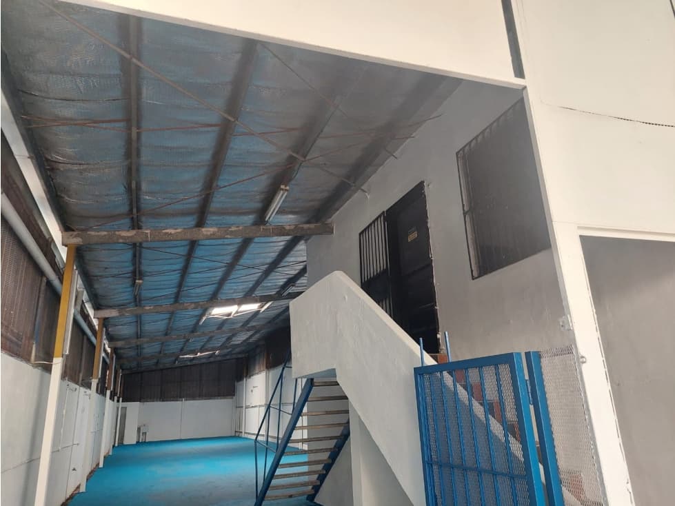 ALQUILER GALERA JUAN DIAZ — foto 6