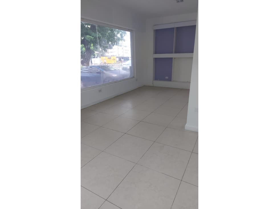 ALQUILER OFICINA CALLE 50 — foto 1