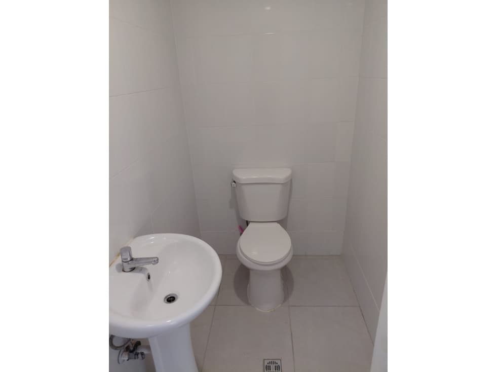 ALQUILER LOCAL BELLA VISTA — foto 4