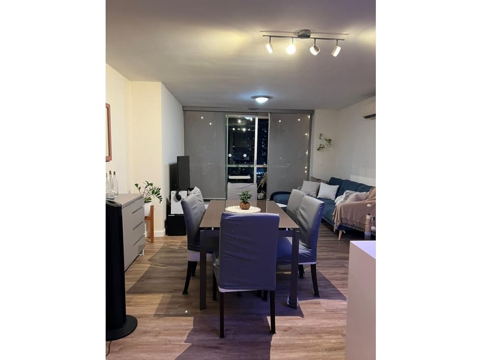 VENTA APARTAMENTO AMOBLADO VIA PORRAS — foto 2