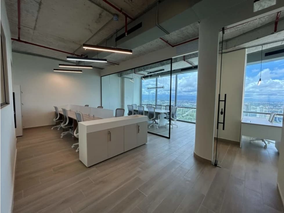 VENTA OFICINA AMOBLADA COSTA DEL ESTE — foto 1