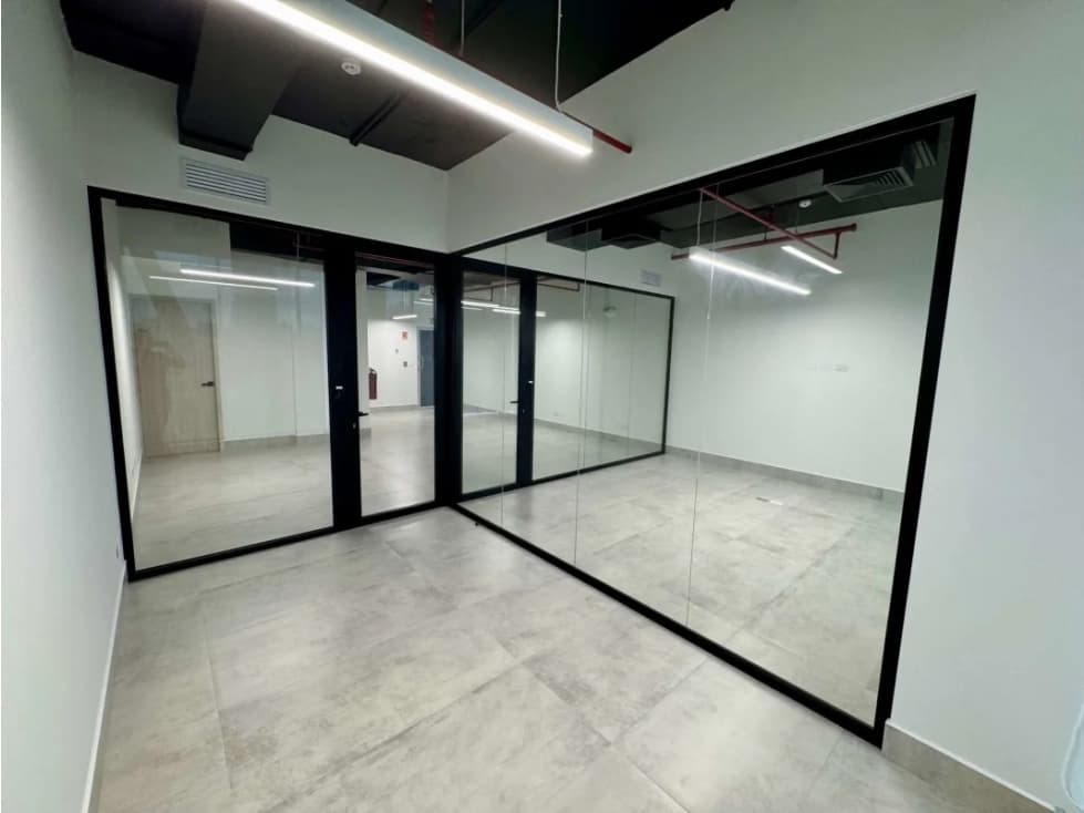ALQUILER OFICINA SAN FRANCISCO — foto 3