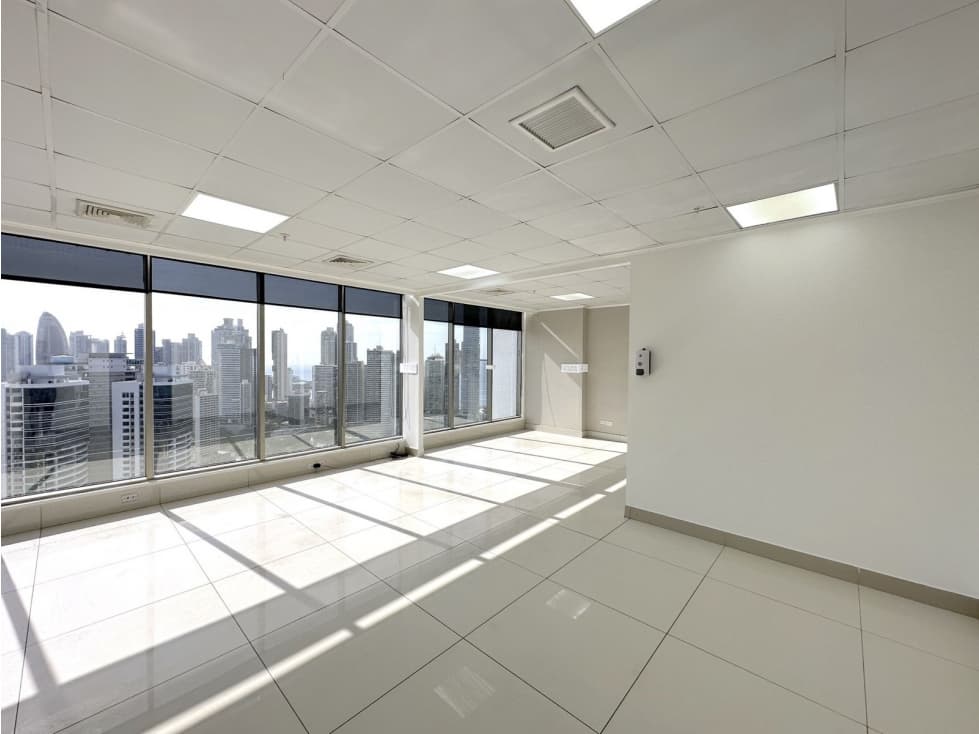 ALQUILER OFICINA AVENIDA BALBOA — foto 1