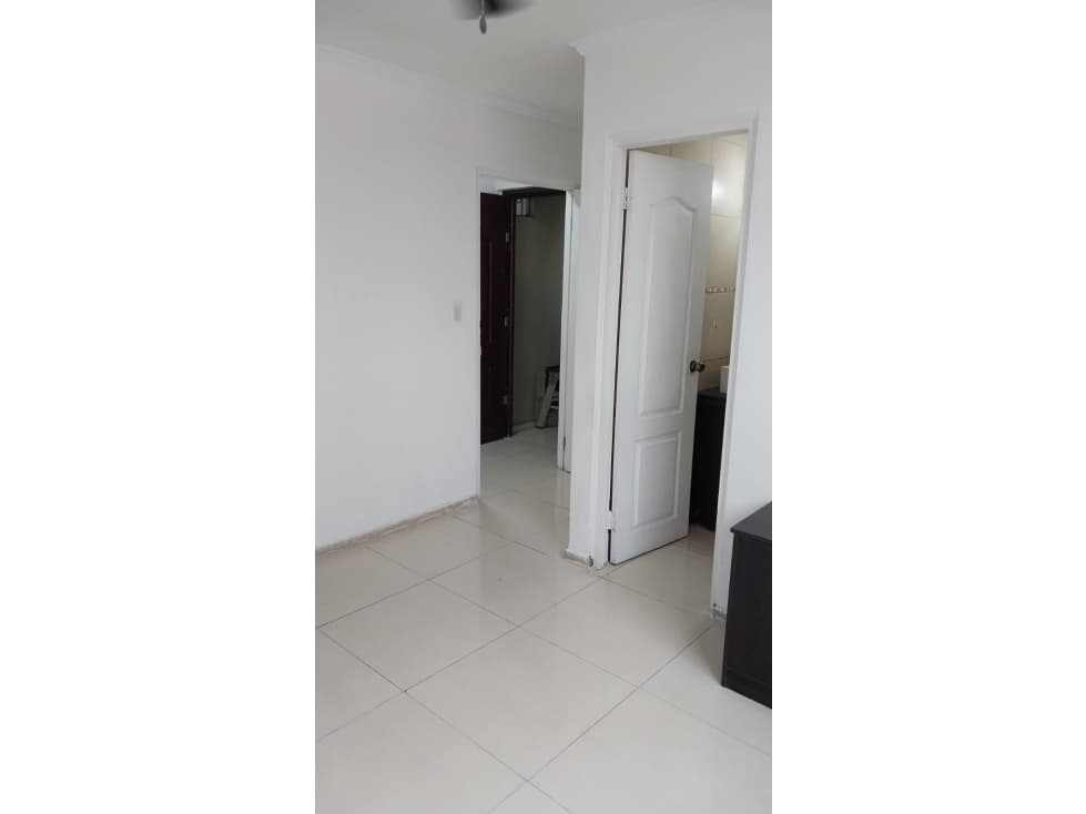 ALQUILO APARTAMENTO PARQUE LEFEVRE — foto 1