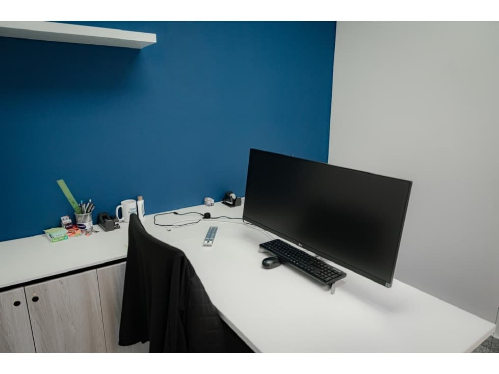 VENTA OFICINA AVENIDA BALBOA — foto 6