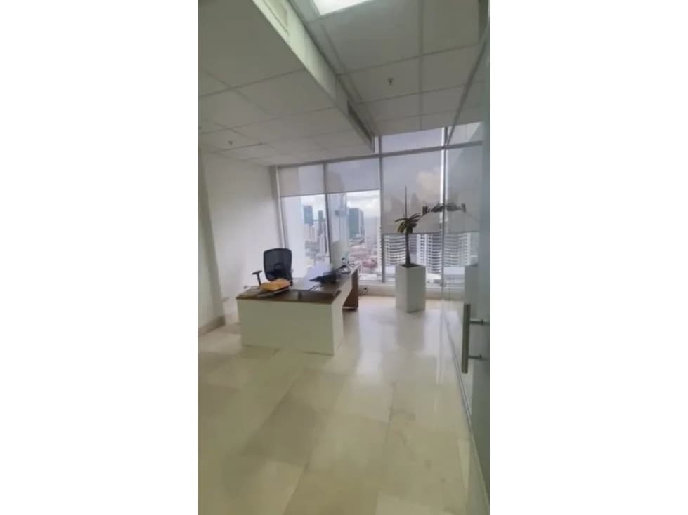 ALQUILER OFICINA AVENIDA BALBOA — foto 2