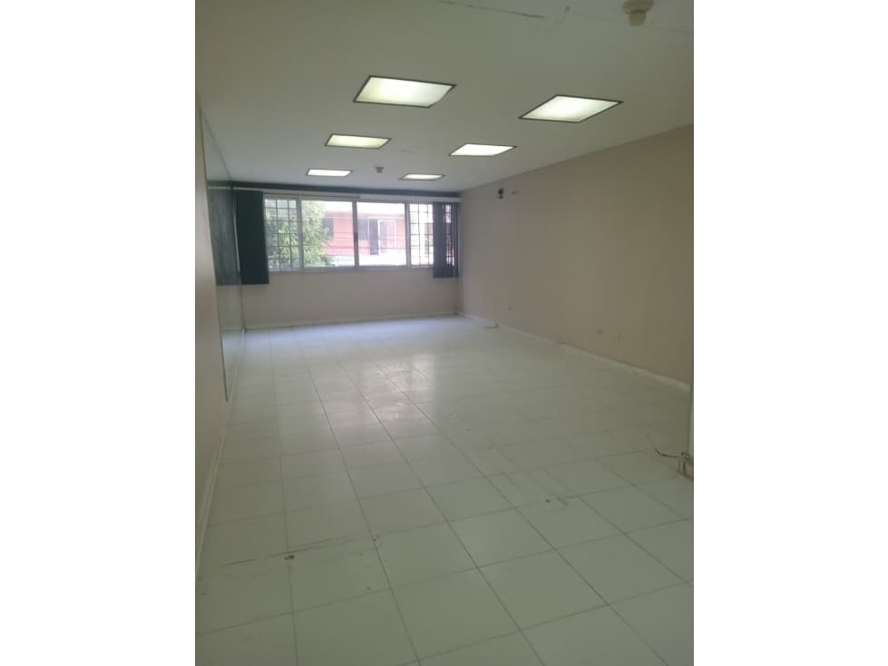 ALQUILER LOCAL EL CANGREJO — foto 2