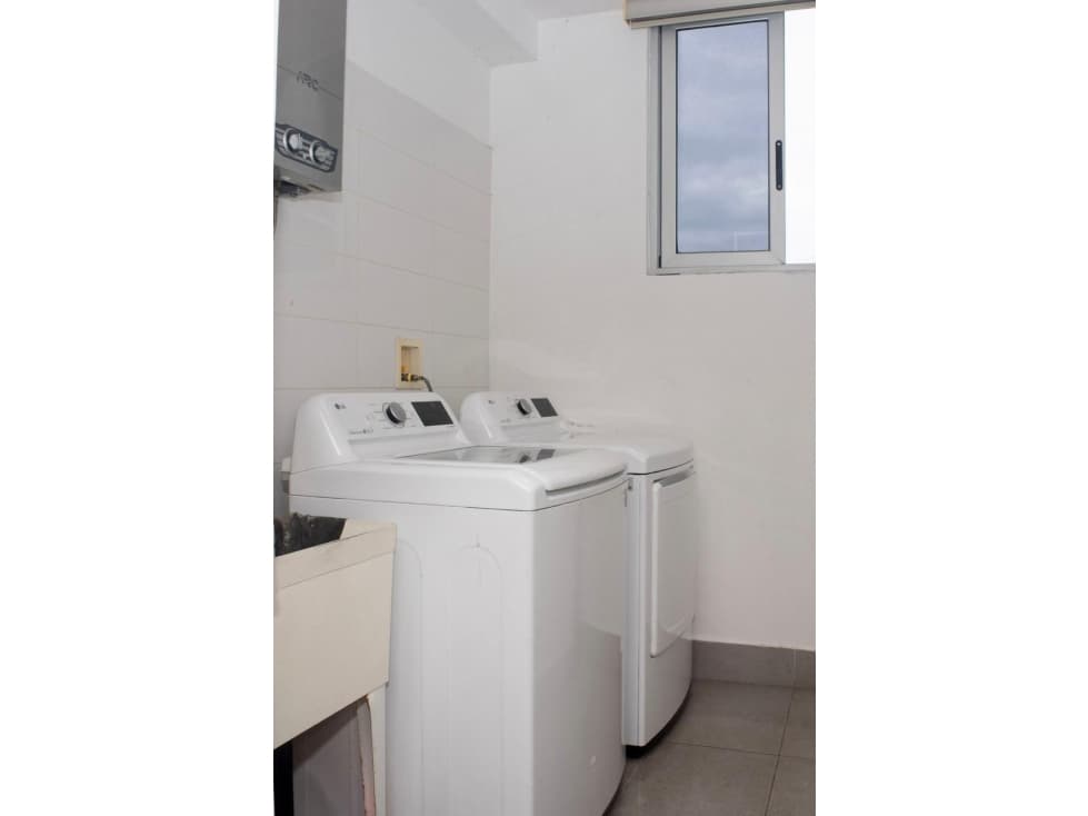 VENTA APARTAMENTO VIA ESPAÑA - PT — foto 4