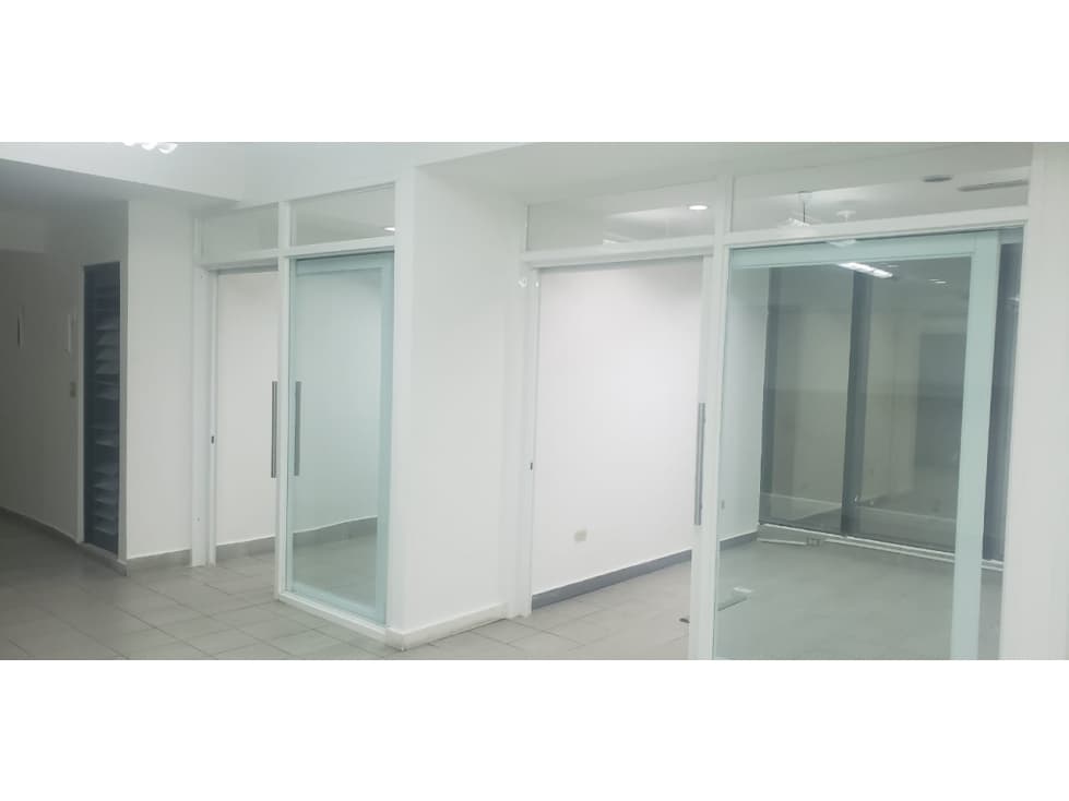 ALQUILER OFICINAS OBARRIO — foto 2