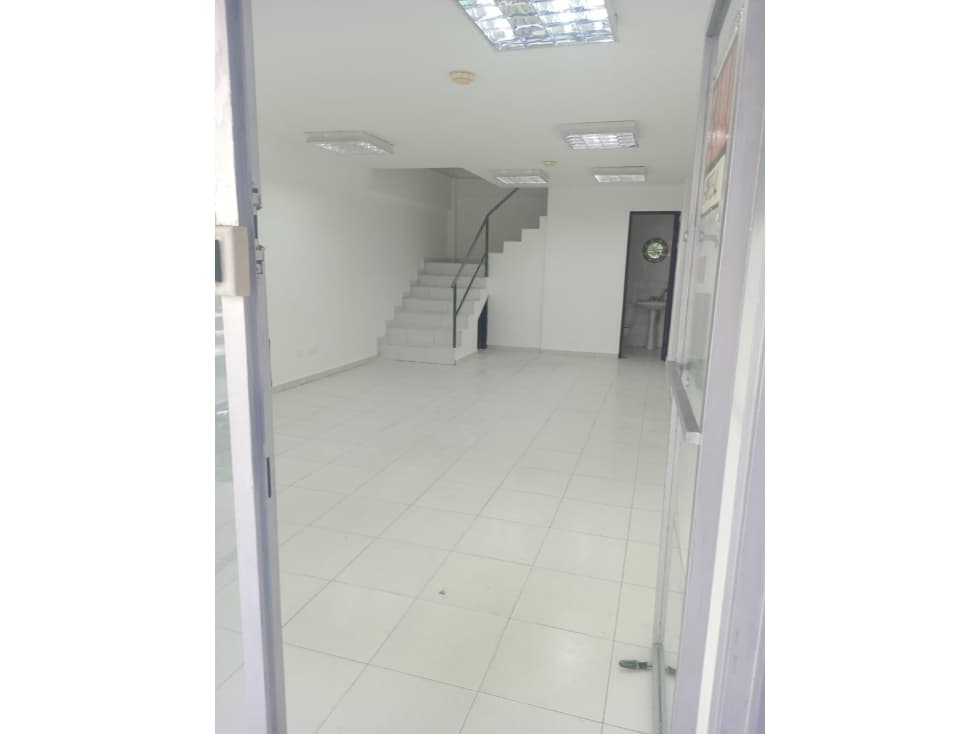 ALQUILER LOCAL EL CANGREJO — foto 1