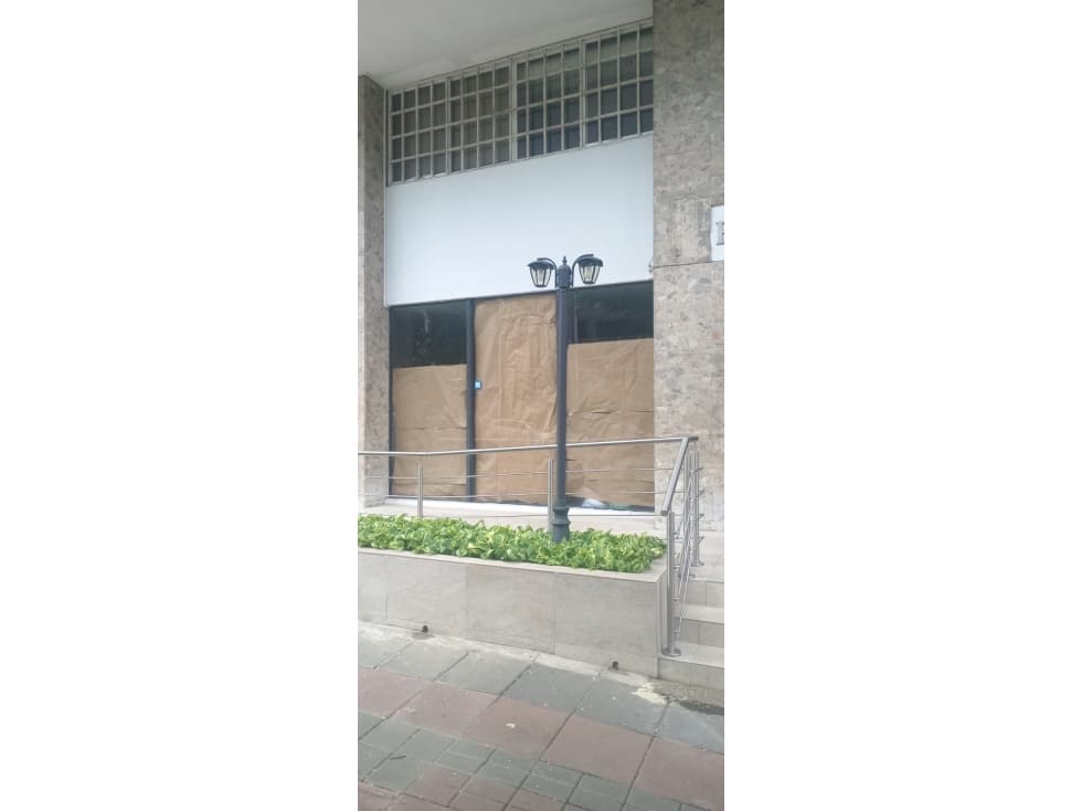 ALQUILER LOCAL VIA ARGENTINA — foto 4