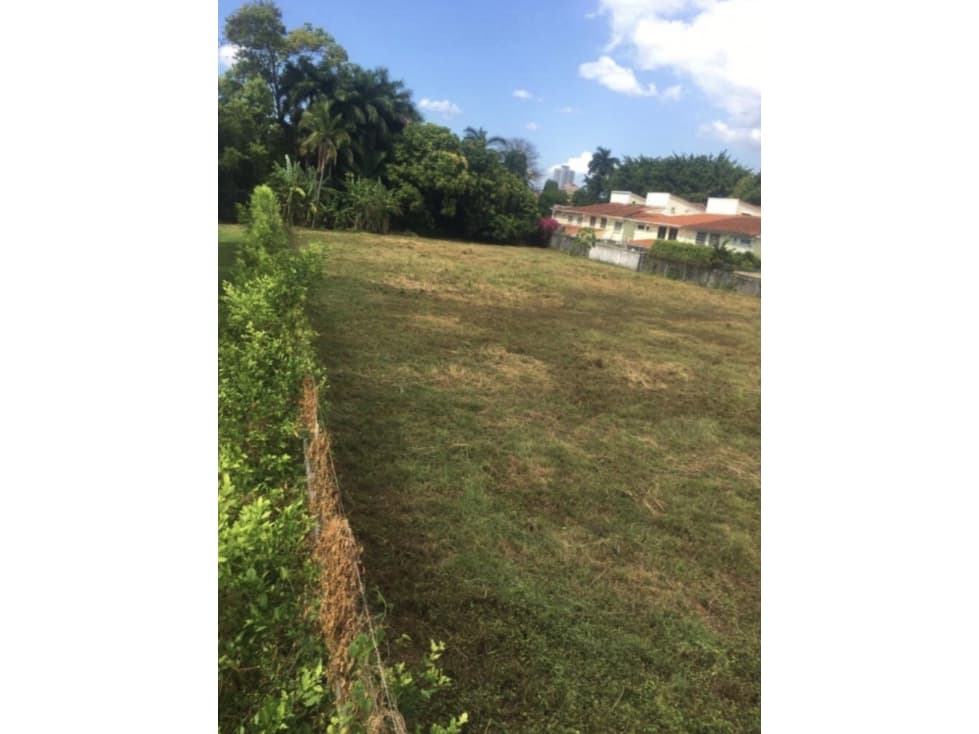 SE VENDE TERRENO EN ALTOS DEL GOLF 4969VK — foto 1