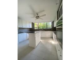 VENTA DE CASA EN EL CARMEN - 6120PG