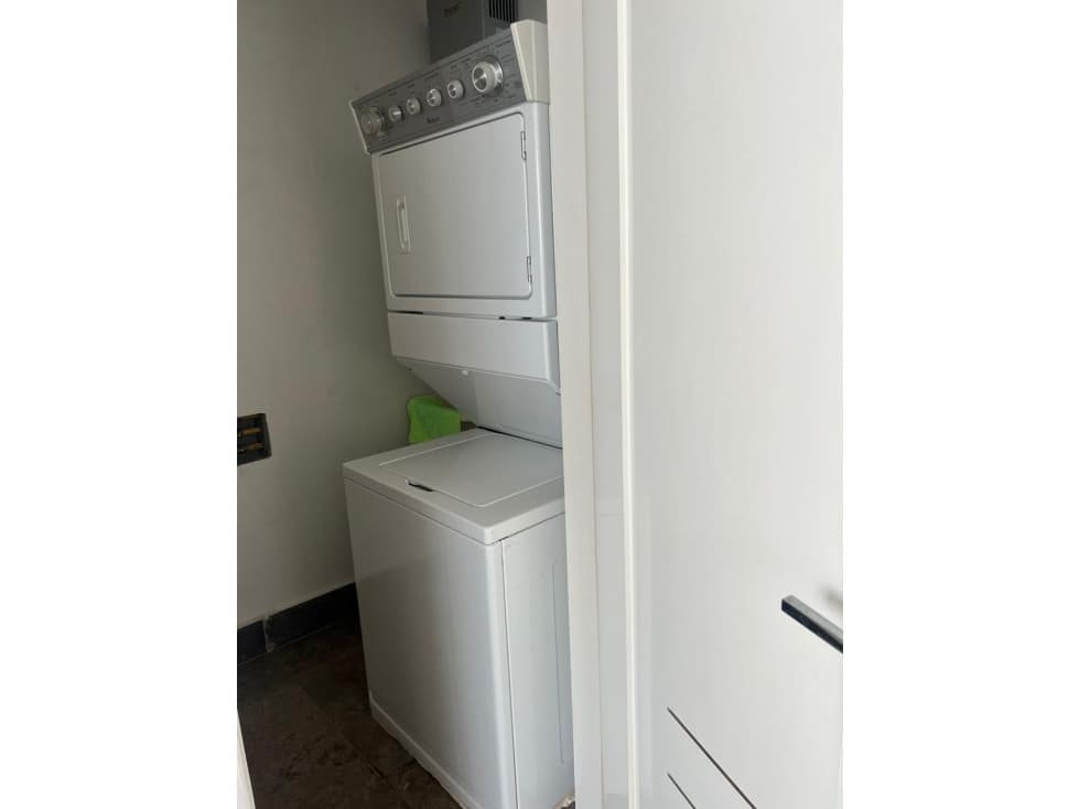 SE VENDE APARTAMENTO EN PH YOO - 7168DM — foto 6