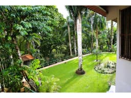 SE VENDE MANSION EN LAS CUMBRES 5172DM