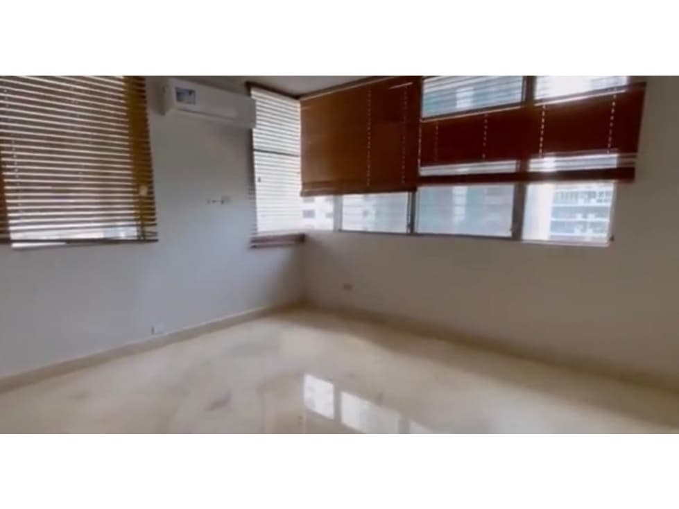 OPORTUNIDAD UNICA! SE VENDE APARTAMENTO EN EDIFICIO TAMANACO 5285VK — foto 5