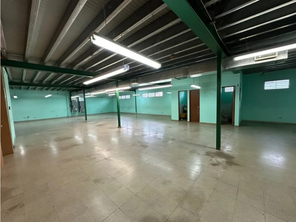 Se Vende Galera 950 Mts Bella Vista USD$1,500,000,00 — foto 3