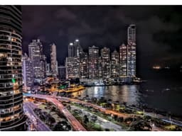 Alquilo Extraordinario apartamento amoblado en Bay Front