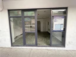 VENDO LOCAL COMERCIAL EN CASCO VIEJO