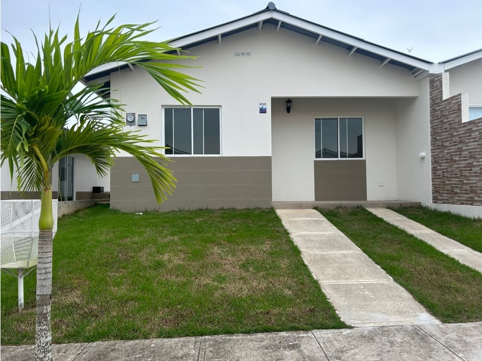 SE ALQUILA CASA EN PLAYA DORADA — foto 1