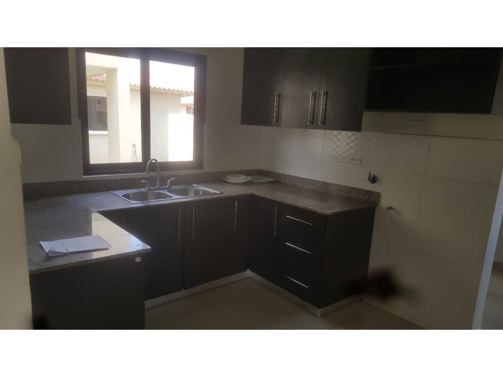 SE ALQUILA CASA EN COSTA VERDE — foto 6