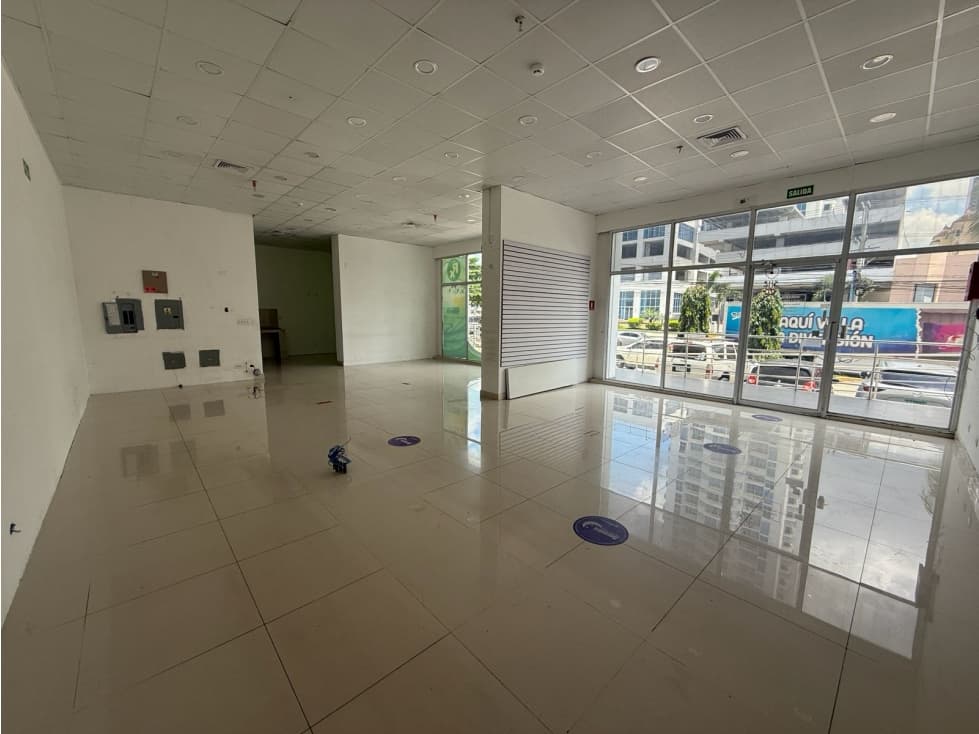 SE ALQUILA LOCAL COMERCIAL EN VIA ESPAÑA — foto 2