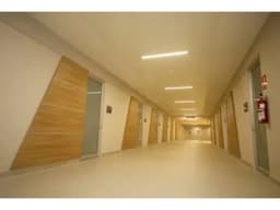Se Vende Magnífico Consultorio Costa del Este 45 Mts $182.000.oo