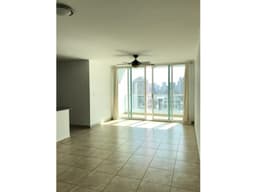 Alquilo extraordinario apartamento en via argentina ph kubic