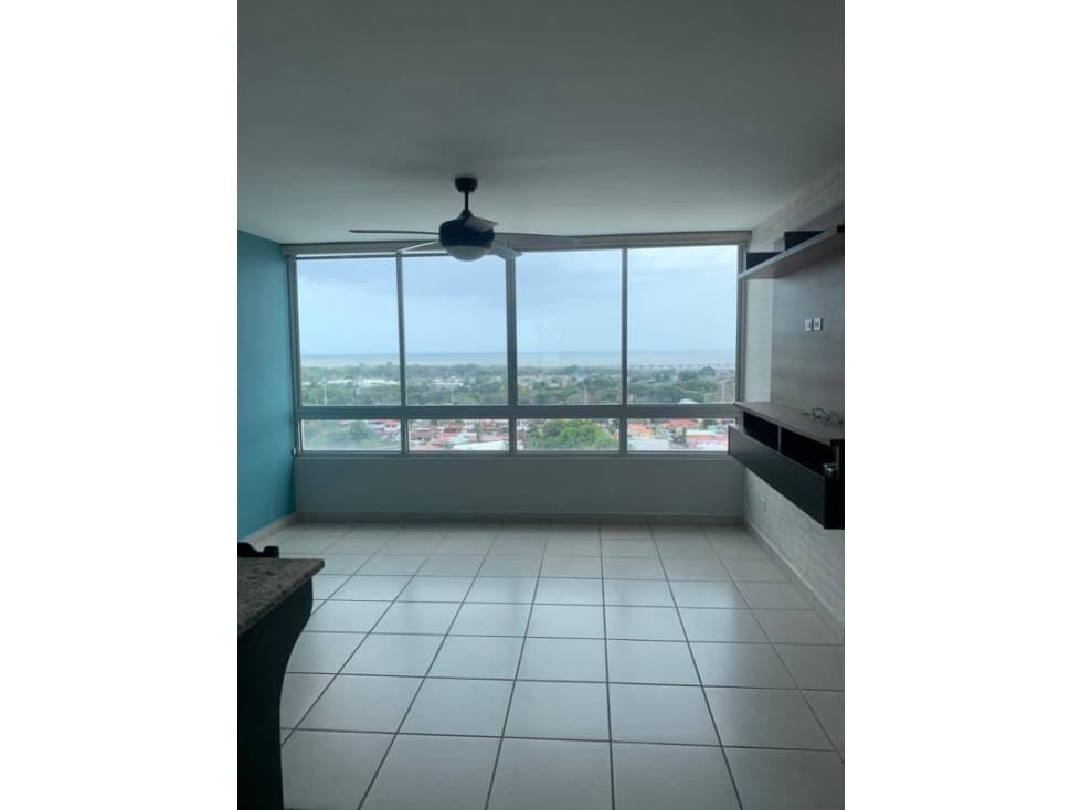 Alquilo acogedor Apartamento en parque lefevre — foto 2