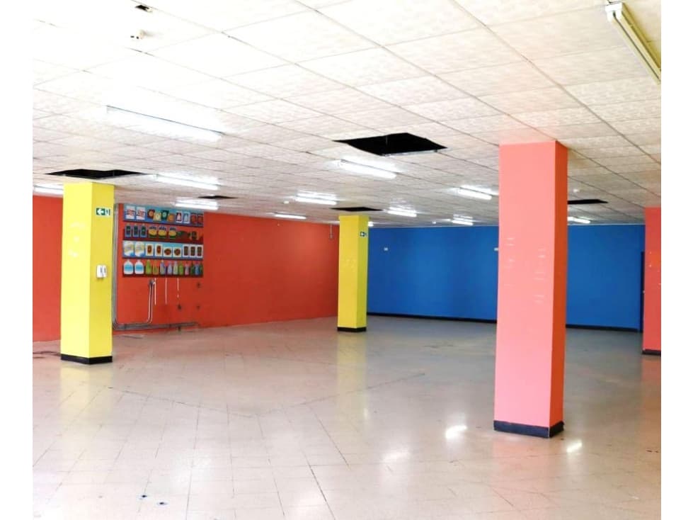 SE ALQUILA LOCAL PARA MINI MARKET >>VIA PRINCIPAL<< — foto 1