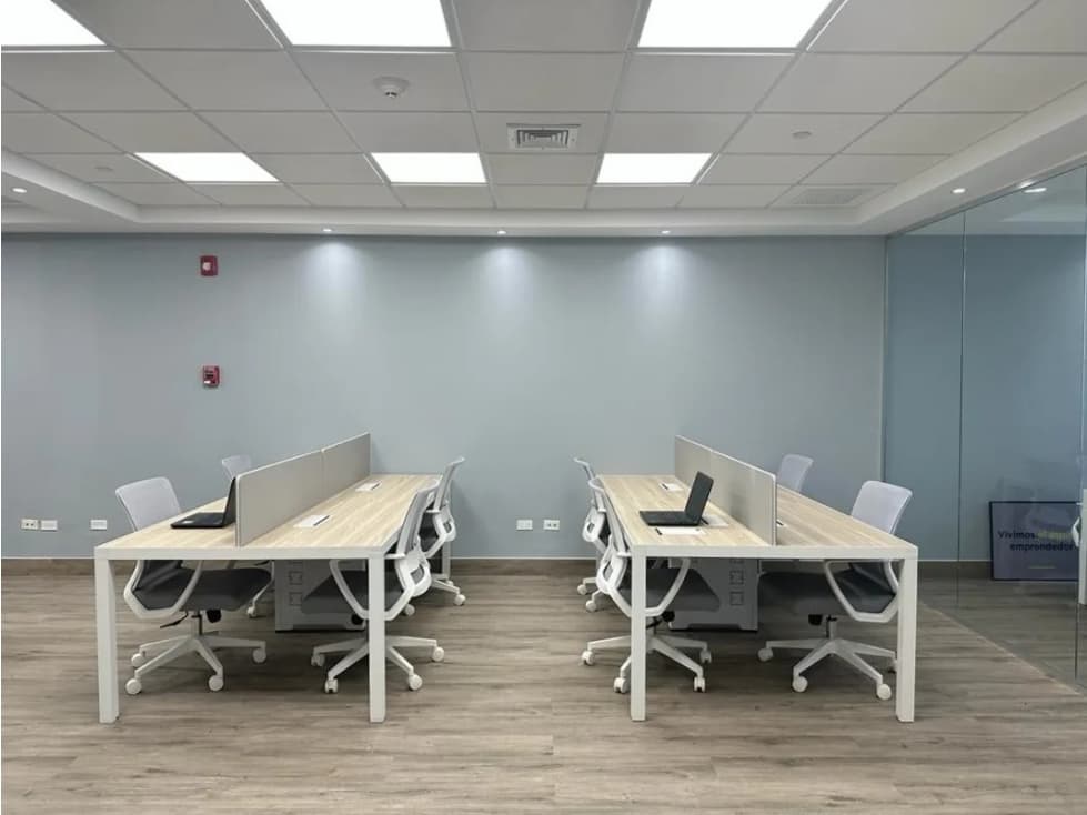 Se Alquila Oficina 106 Mts Pta Pacífica USD$2,358,oo+itbms — foto 1