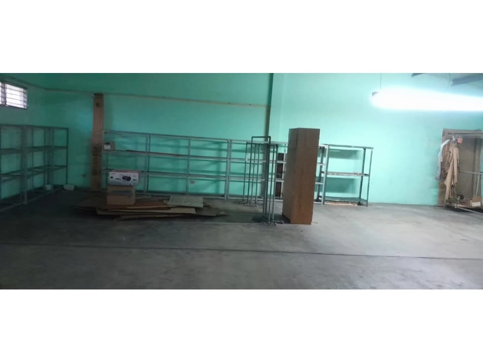 Se Vende Galera 950 Mts Bella Vista USD$1,500,000,00 — foto 5
