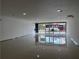 ALQUILO CENTRICO LOCAL COMERCIAL LISTO PARA ESTRENAR