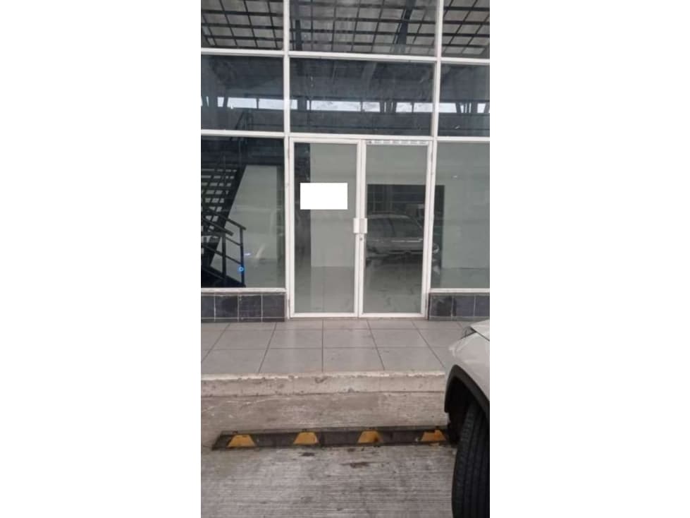 Alquiler de Local Comercial en Las Mañanitas — foto 2