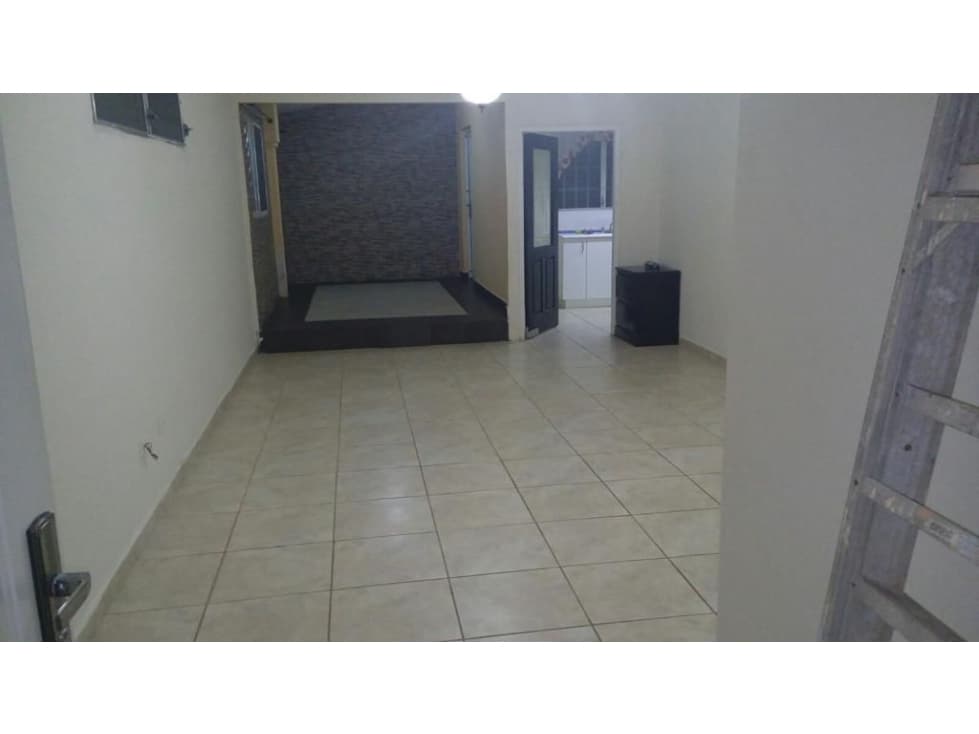 SE ALQUILA CASA EN BRISAS DEL GOLF — foto 6