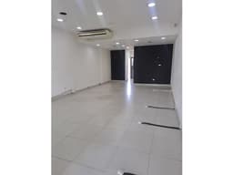 SE ALQUILA LOCAL COMERCIAL EN SAN FRANCISCO