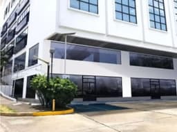Se Vende Local en Edison Park