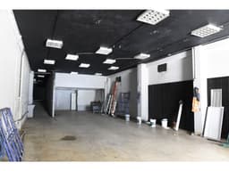 SE ALQUILA LOCAL COMERCIAL EN CALIDONIA