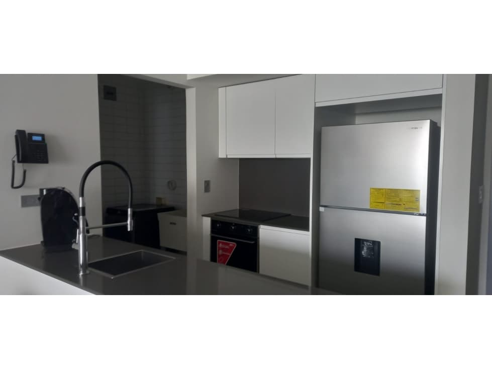 Se Alquila Apto Amoblado P23 Av. Balboa 103,82Mts USD$2,300,00 — foto 5
