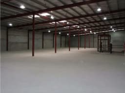 Se Alquila Galera Costa del Este 1800 Mts 2 Niveles USD$13.500.00