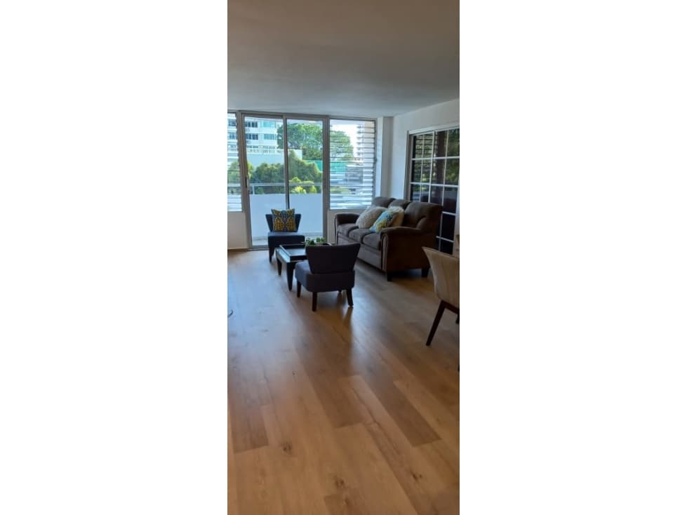 Alquilo Apartamento amoblado con excelente ubicación — foto 4
